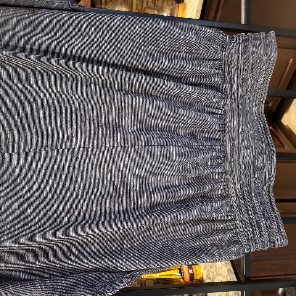 Max Studio Top ๐ฉถ - Picture 6 of 7